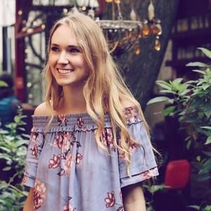 Meet your Posher, Hannah